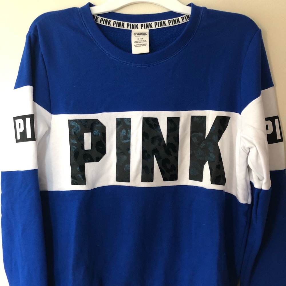 PINK Sweatshirt